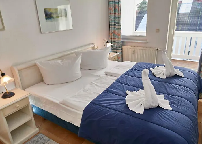 Villa Strandidyll In Binz - Wg 11 Mit Meerblick Und Zwei Balkonen